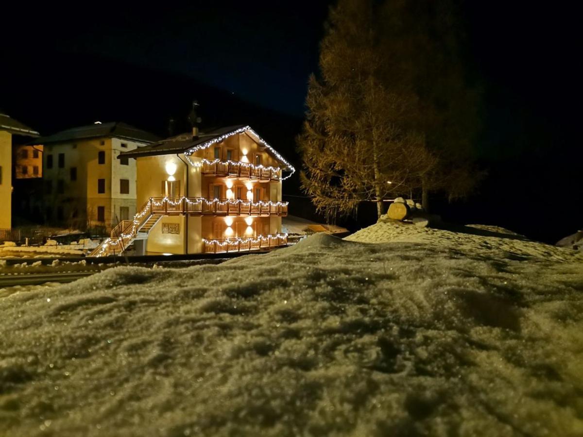 Ai Larici Hotel Perarolo di Cadore Bagian luar foto