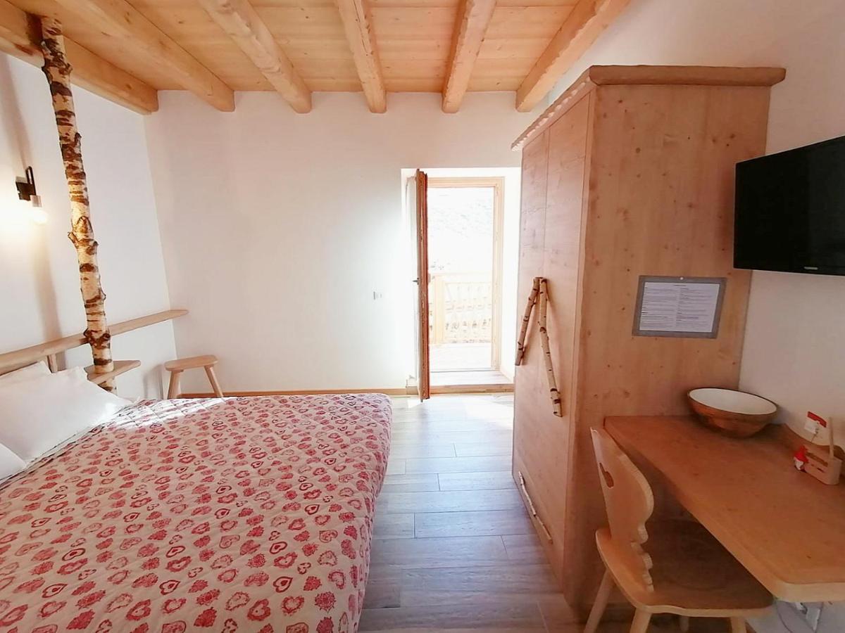 Ai Larici Hotel Perarolo di Cadore Bagian luar foto